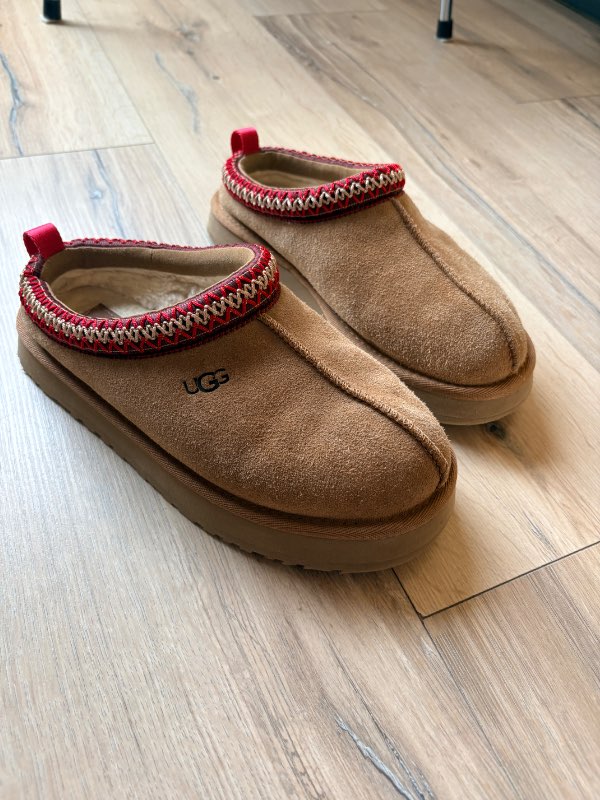 UGG inniskór