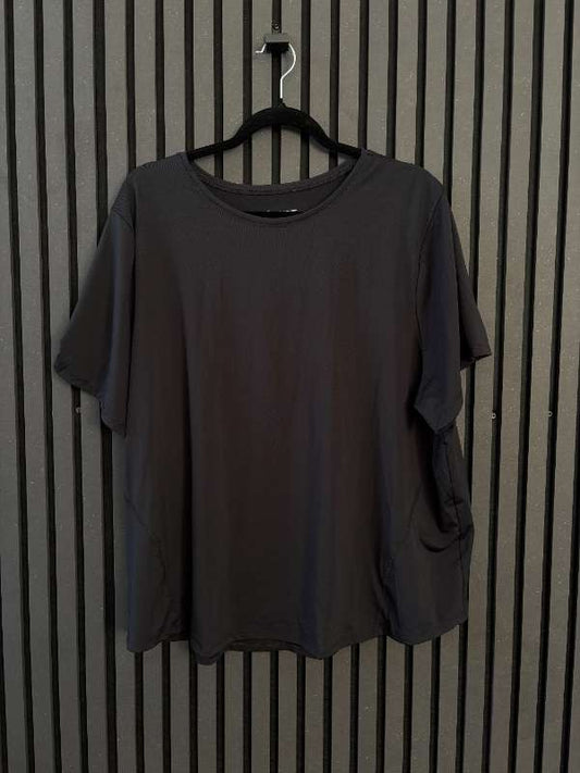 Íþróttabolur svartur