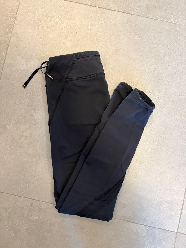 Nike æfingabuxur