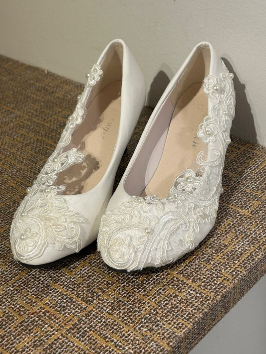 Hælaskór hvítir, ónotaðir