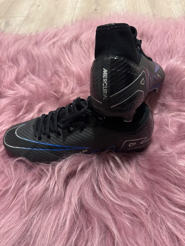 Football soccer cleats