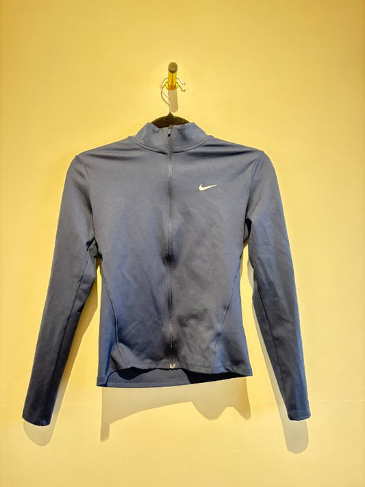 Nike peysa
