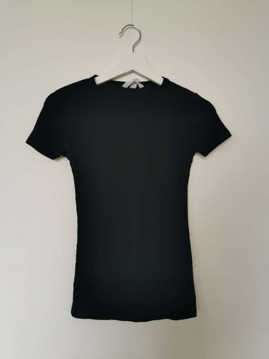 HM Black Tshirt