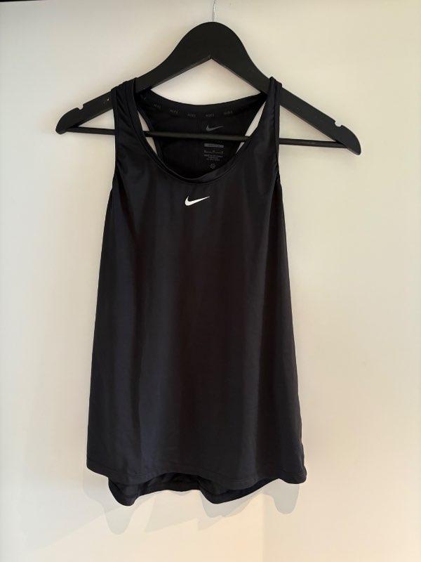 Nike ræktarbolur