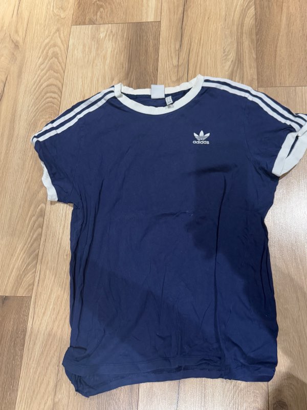 Adidas bolur