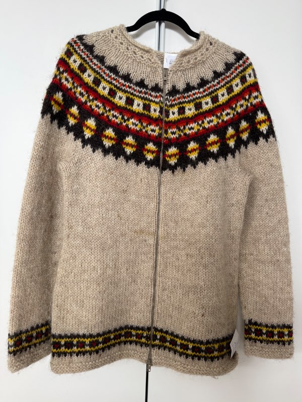 Lopapeysa ný “Aftur”