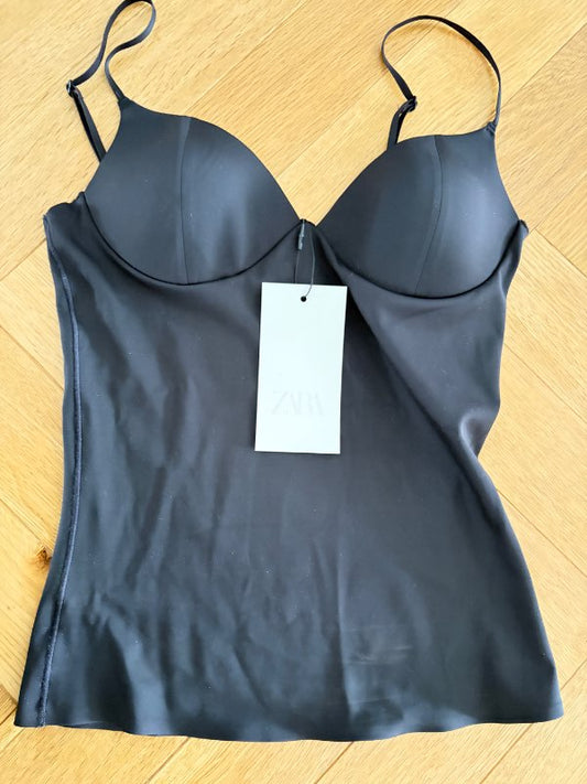 ZARA svartur bolur ónotaður