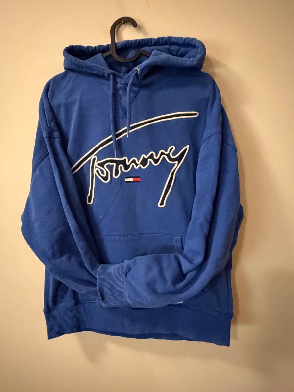 *Vintages Tommy Hilfiger sweater