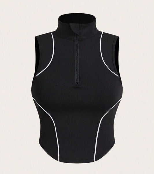 Hálfrenndur svartur sport toppur