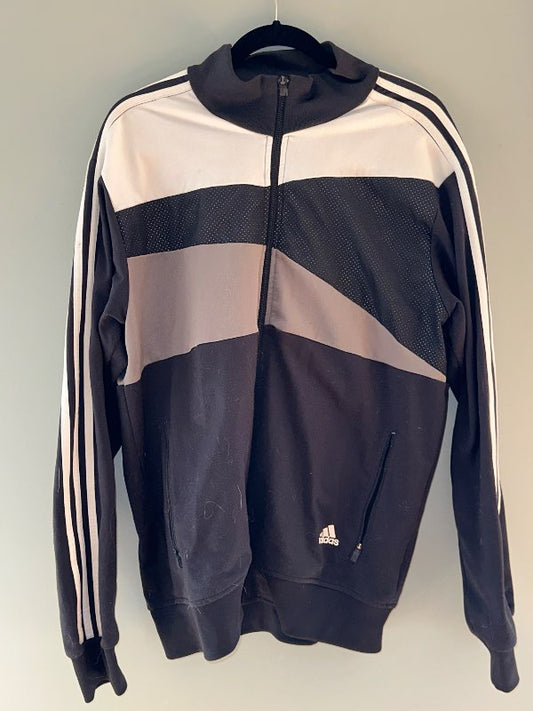 Adidas peysa rennd