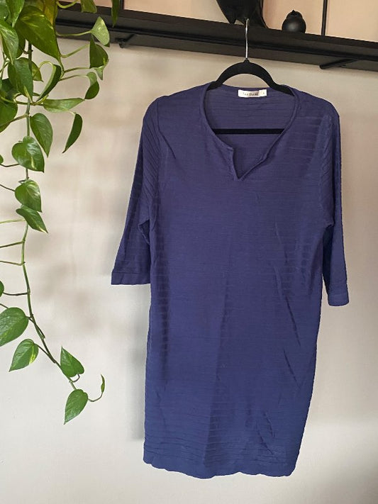 Two Danes blá peysa