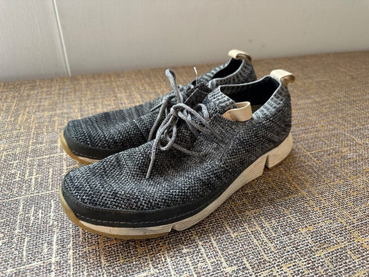 Clarks strigaskór