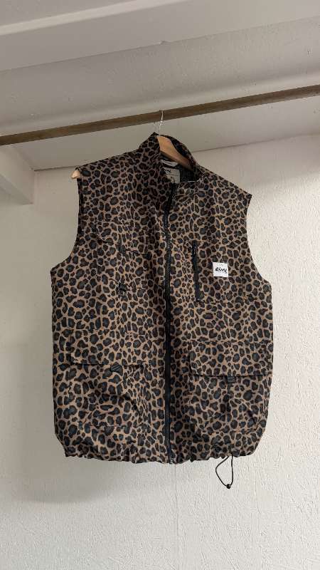Eivy cargo vesti Leo