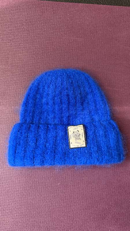 Surf Inc. Mohair húfa