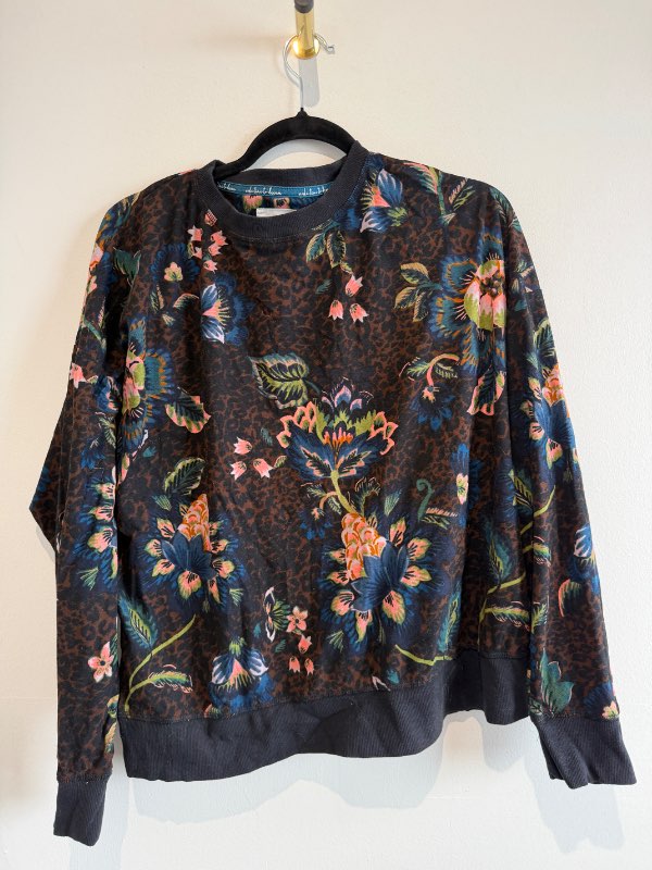 Flower sweatshirt
