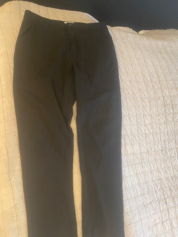Buxur svartar