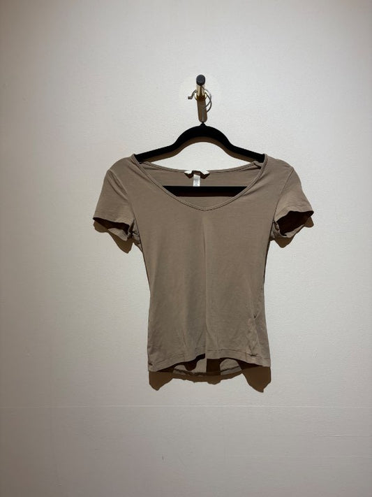 Brúnn v-neck bolur
