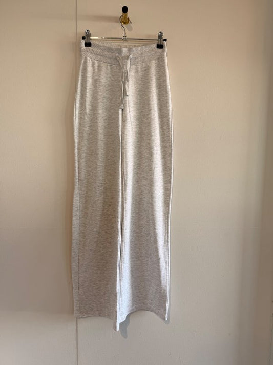 gráar gina tricot buxur