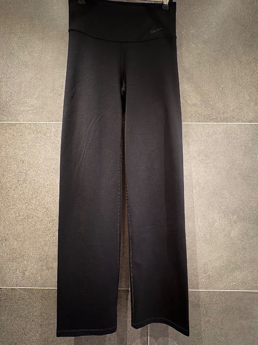 Buxur Nike svartar