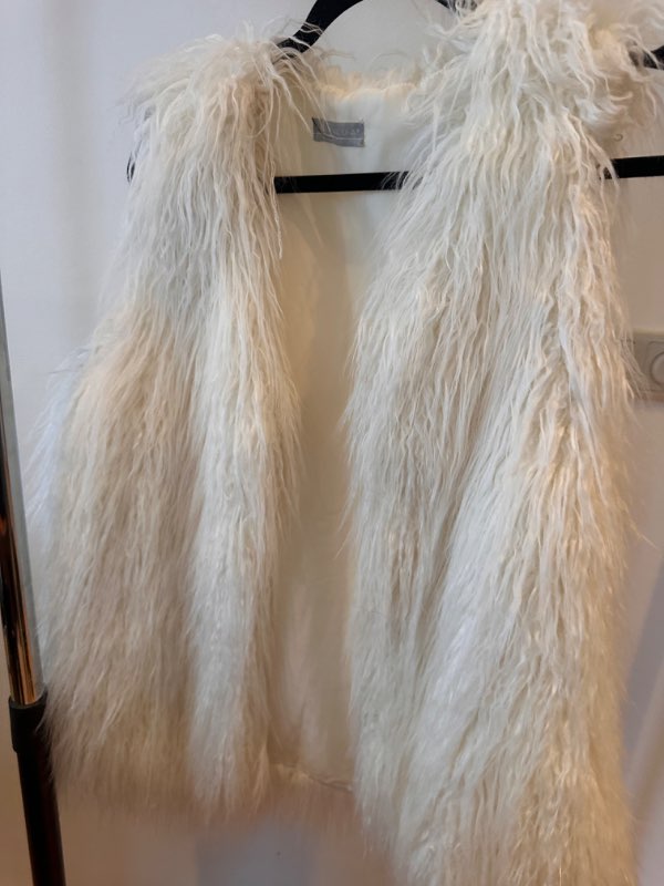 Faux fur hvítt vesti