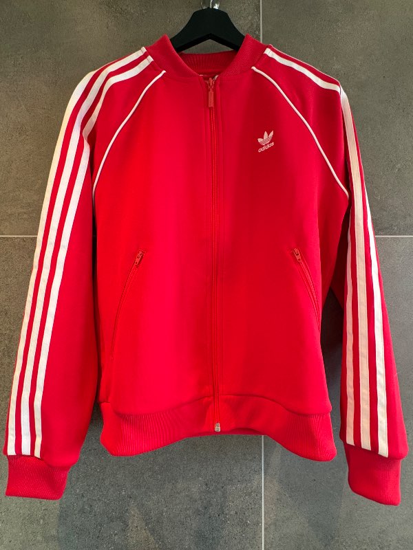 Peysa Adidas rauð