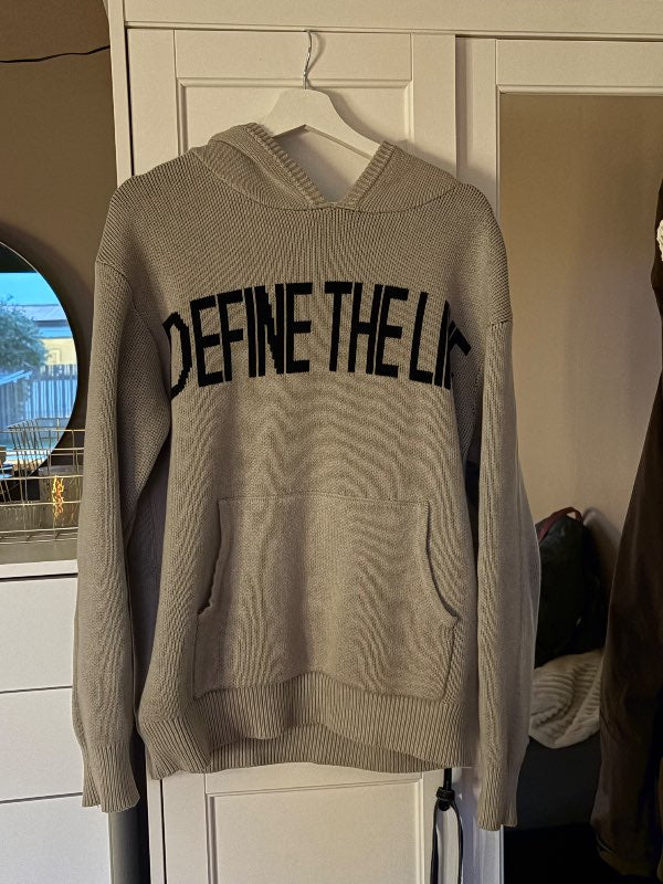Define The Line peysa