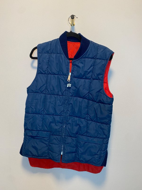 ~Vint. reversible blue/red vest