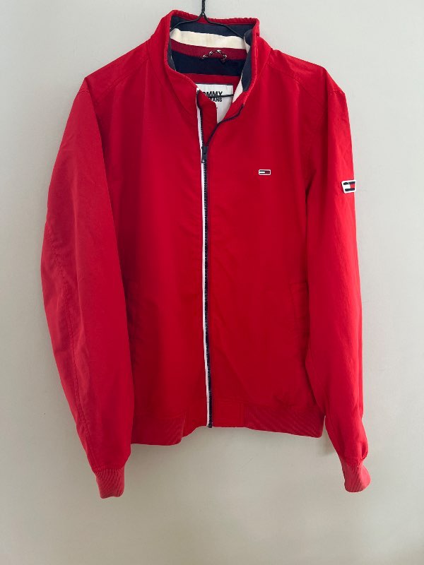 Tommy Hilfiger rauður