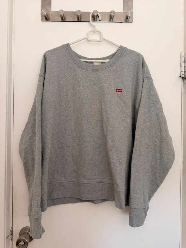 Levi’s NEW grey