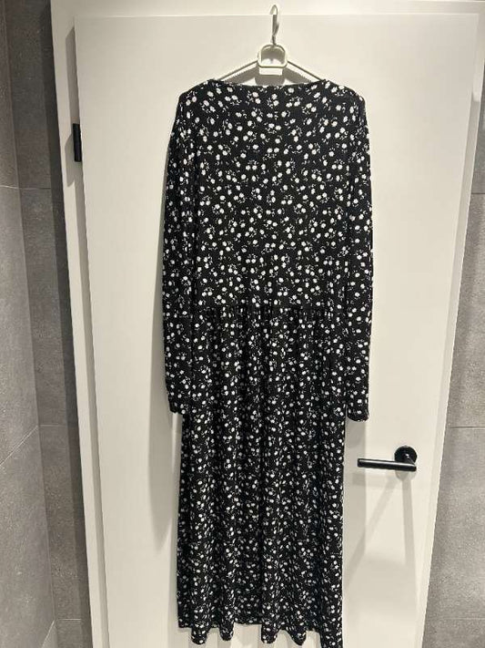 JDY kjóll svartur blóma