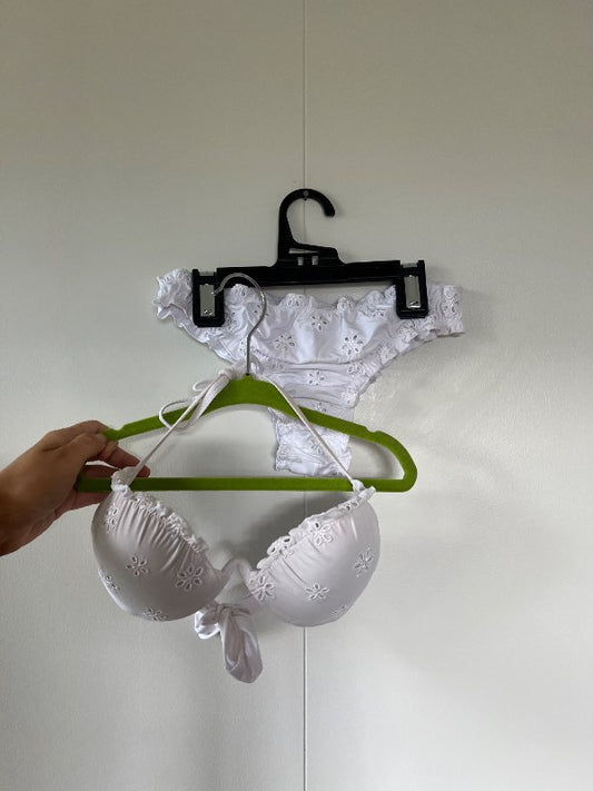 bikiní hvítt