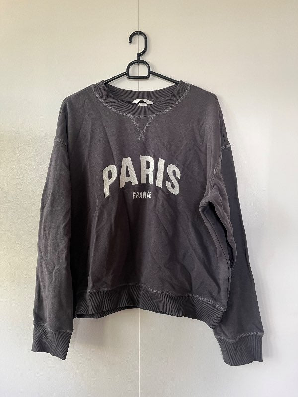 grá crewneck peysa