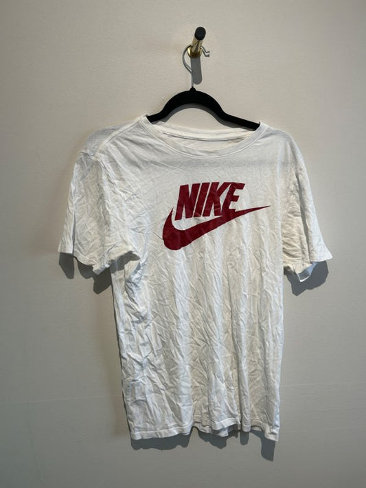 Nike stuttermabolur