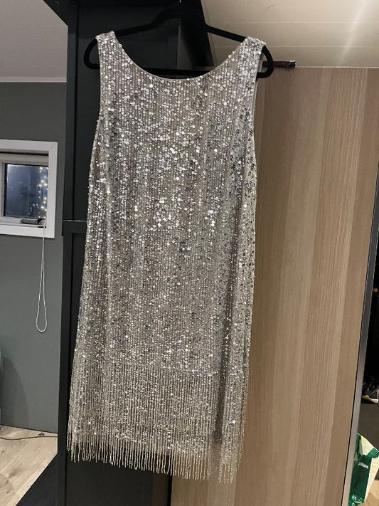 Adrianna Papell pallíettu