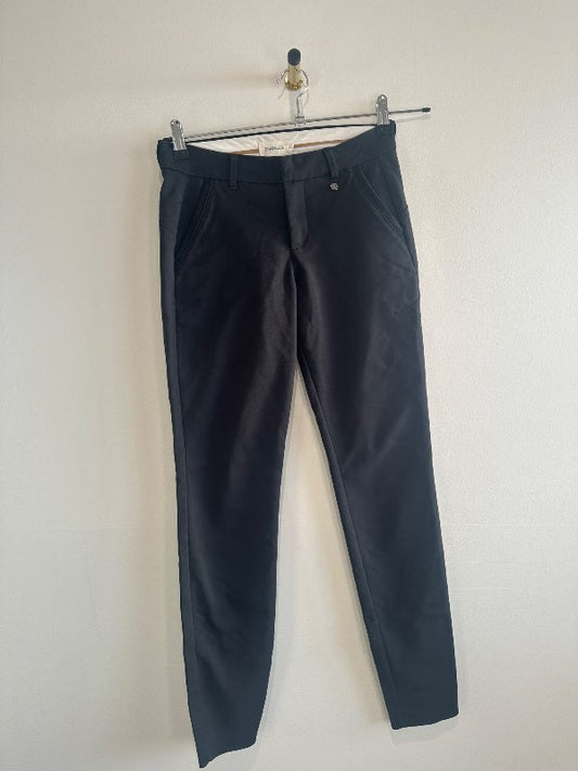 Svartar Danella buxur