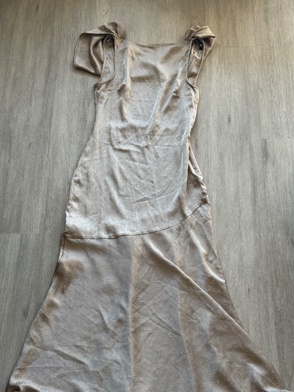 Gina Tricot steinakjóll 2x notaður