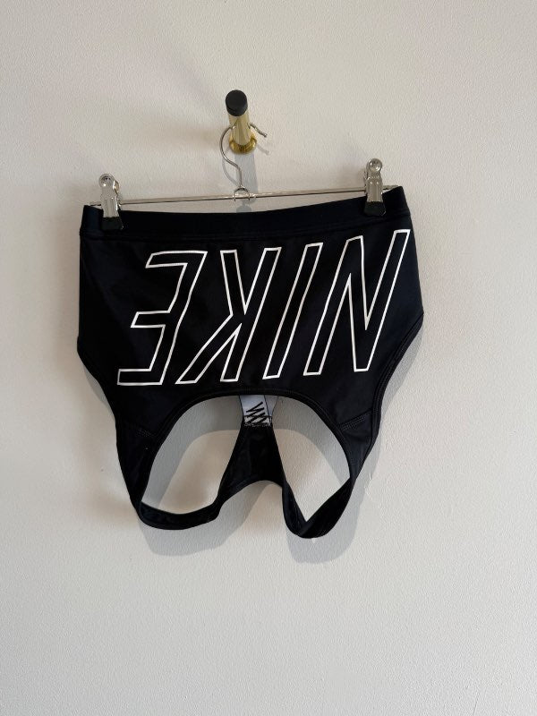 Nike íþróttatoppur