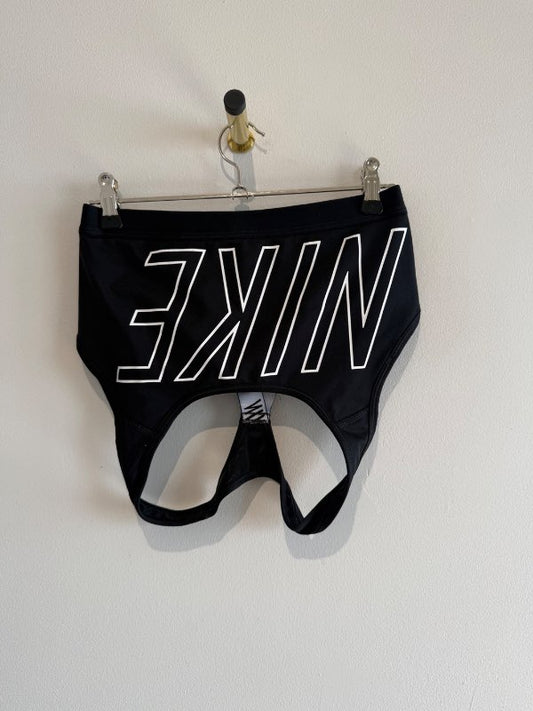 Nike íþróttatoppur