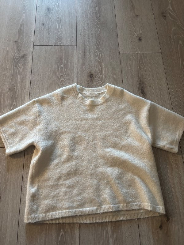 Gina Tricot prjóna stuttermabolur