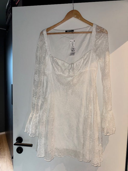Gina Tricot kjóll