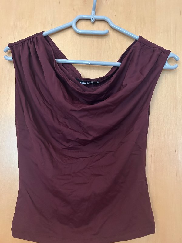 Gina Tricot toppur