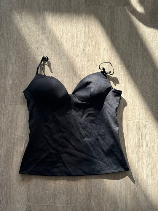 Gina Tricot svartur hlýrabolur aldrei notaður