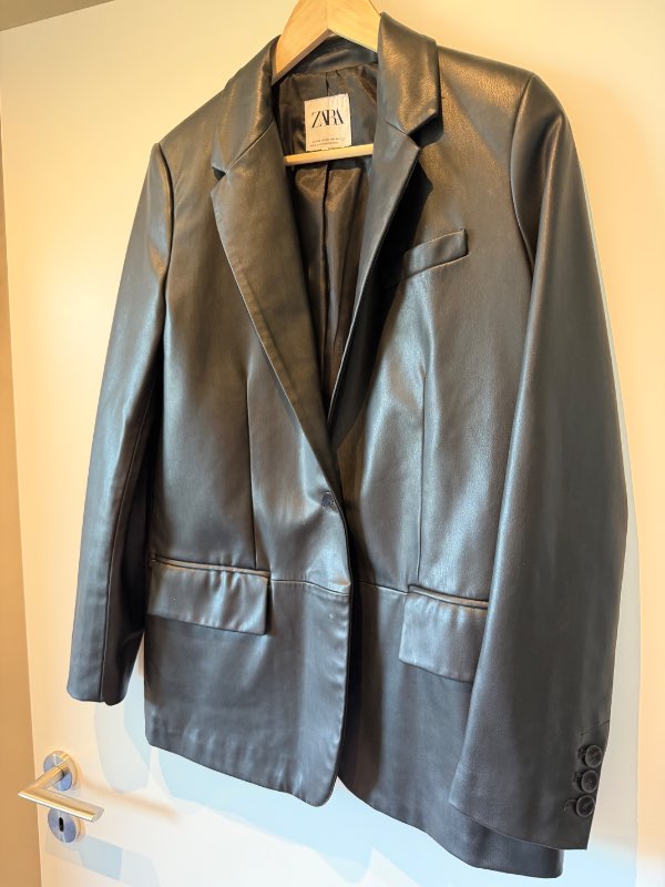Zara pleðurblazer