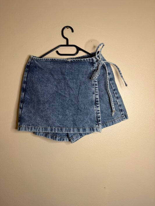 Jean skort
