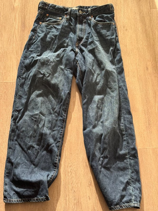 Dökkbláar gallabuxur Gina Tricot