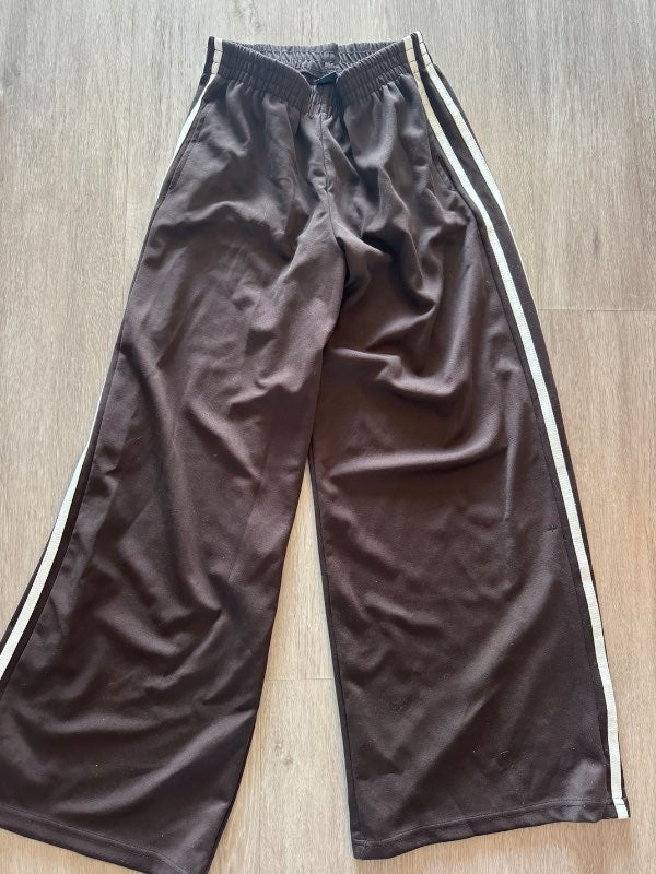 Gina Tricot brúnar buxur