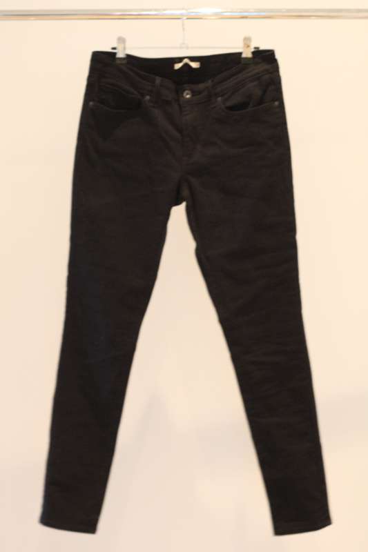 Svartar Levi´s 711 Skinny 30