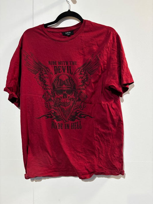 Rauður hauskúpu bolur