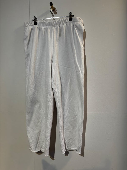 Hvítar jogging buxur