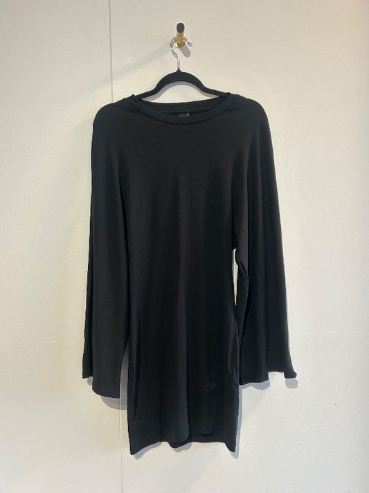 Gina tricot peysu kjóll svartur (ónotaður)
